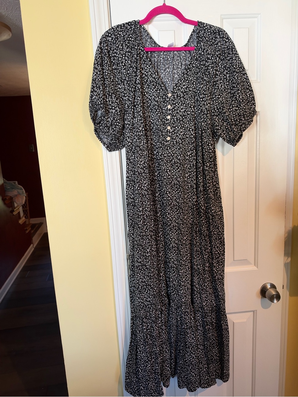 Old Navy Black Floral Button-Front Maxi Dress